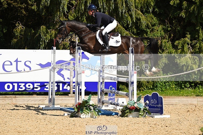 230527-153650-11581 - 485-OPPOSITION_HERALDIK_GIRL-Kirsty_Chabert-SJ