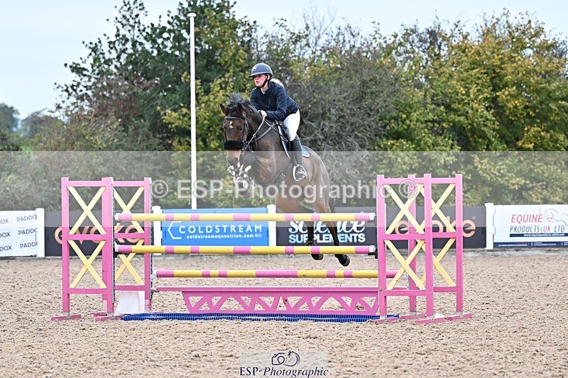 251015-150404-00829 - Cls 6 Foxhunter and 1.20m Open