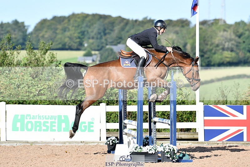 240913A-094308-02999 - Cls 20 Snr British Novice and 90cm Open