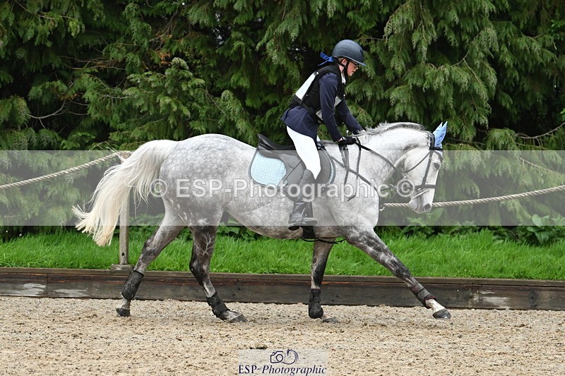 250418A-135459-00985 - UnAff 70cm