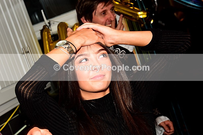 LEE-620 - Lee's 30th