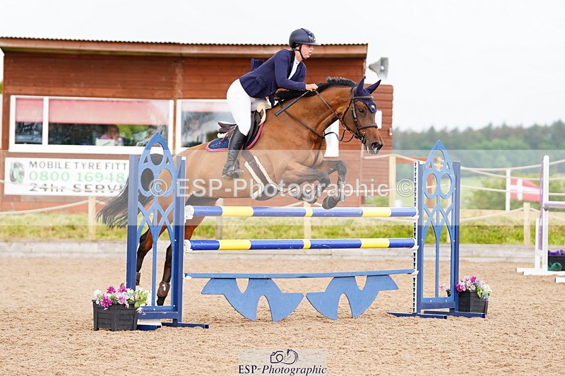 240526A-112352-07784 - Cls 26 Chard Equ 1.05m and 1.10m Grand Prix