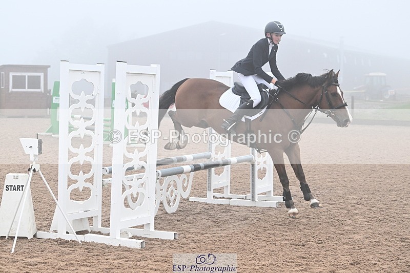 240907A-091015-00042 - Cls 1 Pony Intro 70cm