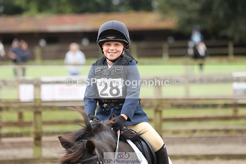 240822X-092241-00486 - 40cm R1 8.30 to 9.30