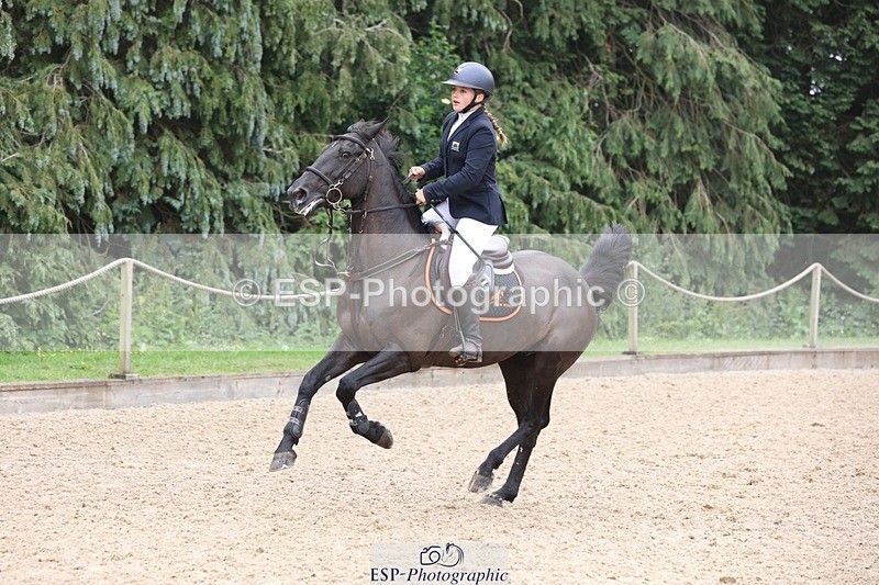 230618-102941-10154 - Cls 19 Pony Intro 1m