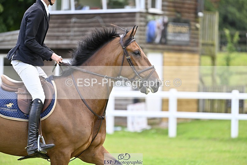 240711-121854-26884 - Cls 117 HOYS Grade C Quali 1.35m