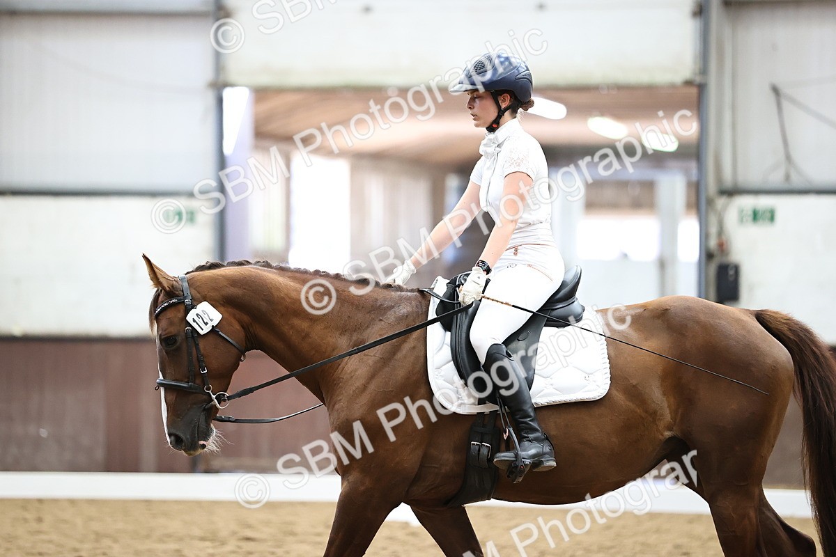 SBM_001364 - Novice 4 - 11.15-13.22