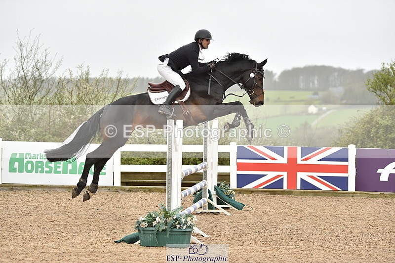 240405A-104230-00556 - Cls 8 British Novice and 90cm Open