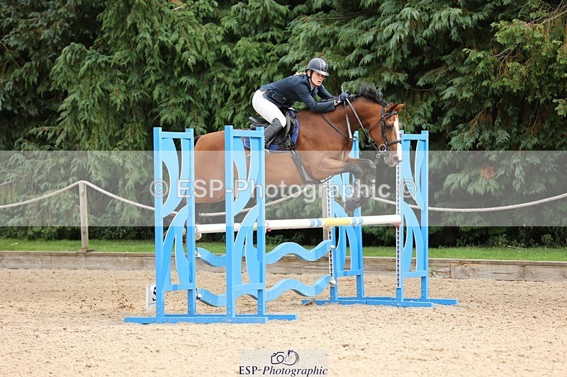 240817-111814-00912 - 03A Snr Disc