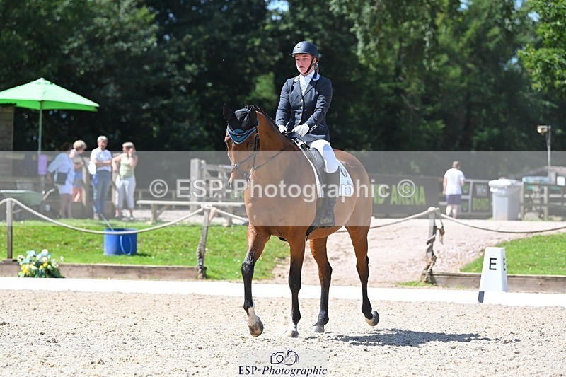 230811-124353-01375 - Cls 4 Adv Medium Silver