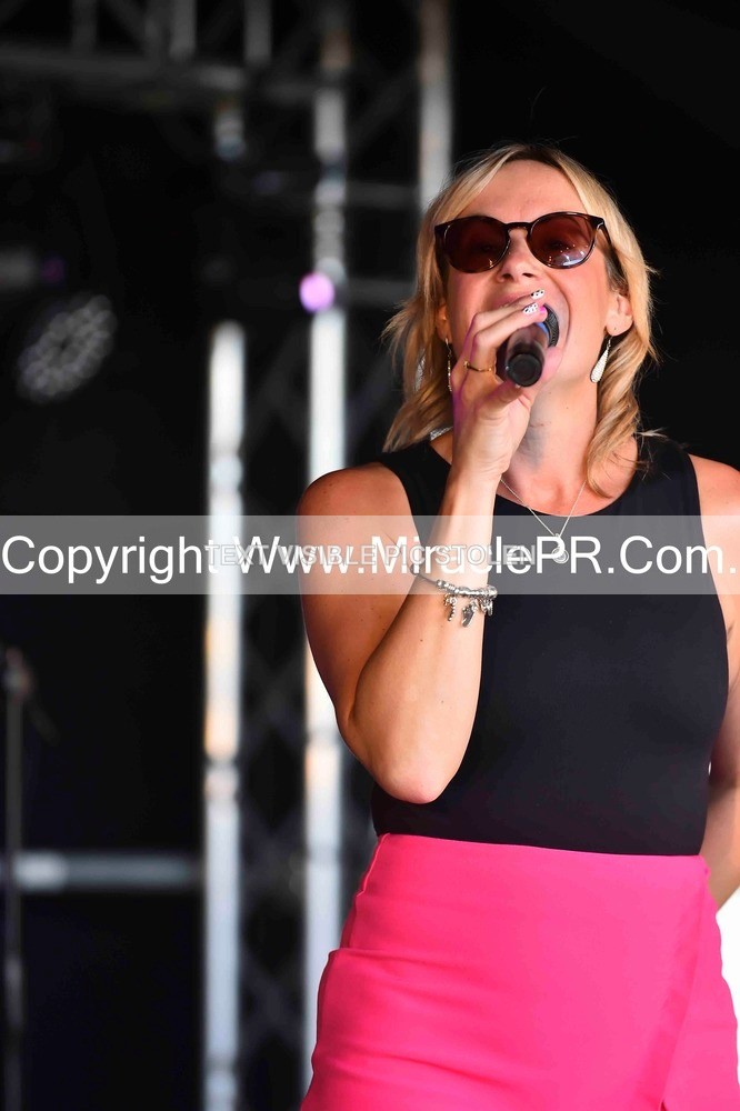 SH4_0682 - Lisa Winwood