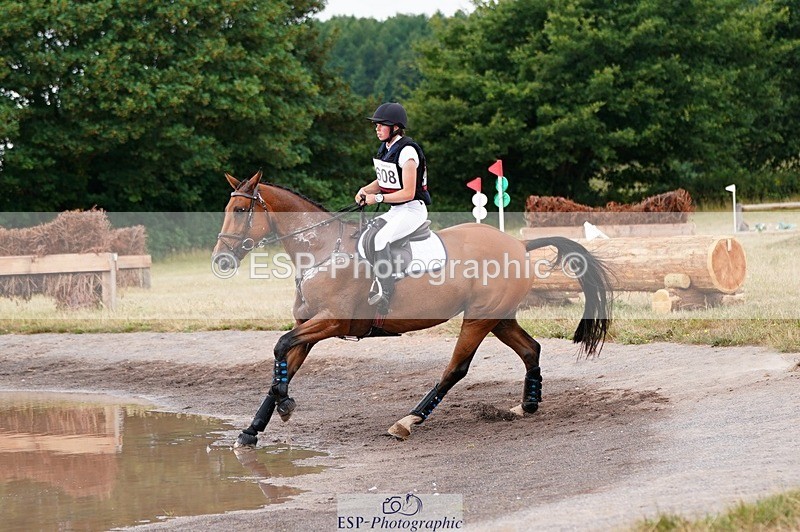 250803A-133554-13943 - N-608-Valerie.Pool-FLASHBROOK.QUINTESSENTIAL