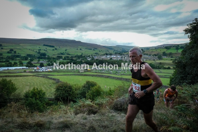 DSCF5139 - Reeth Fell race seniors