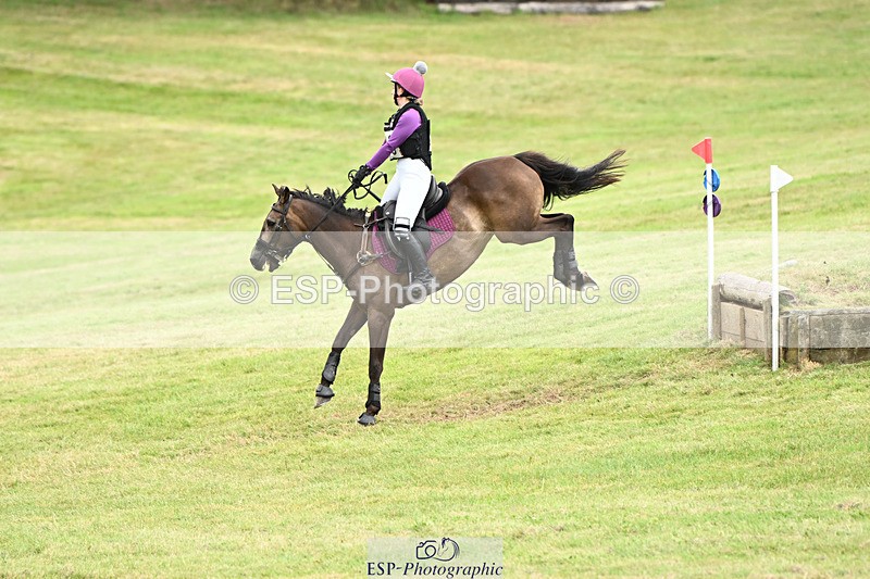 240825X-154648-36575 - 80cm XC 15.30 to 16.30