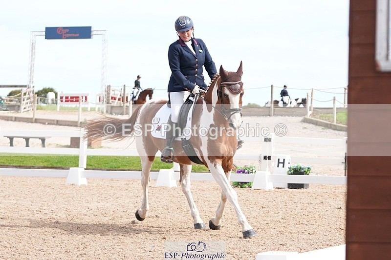 250906-131148-03544 - 016-Sarah.canningJohnny.Knoxville