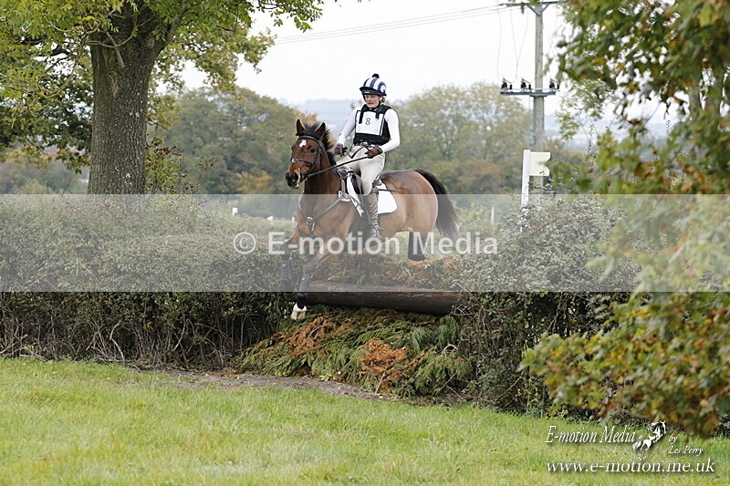 WWHT 181020 WWHT 181020 1658 - WWEC Open (1.00m)  18/10/20