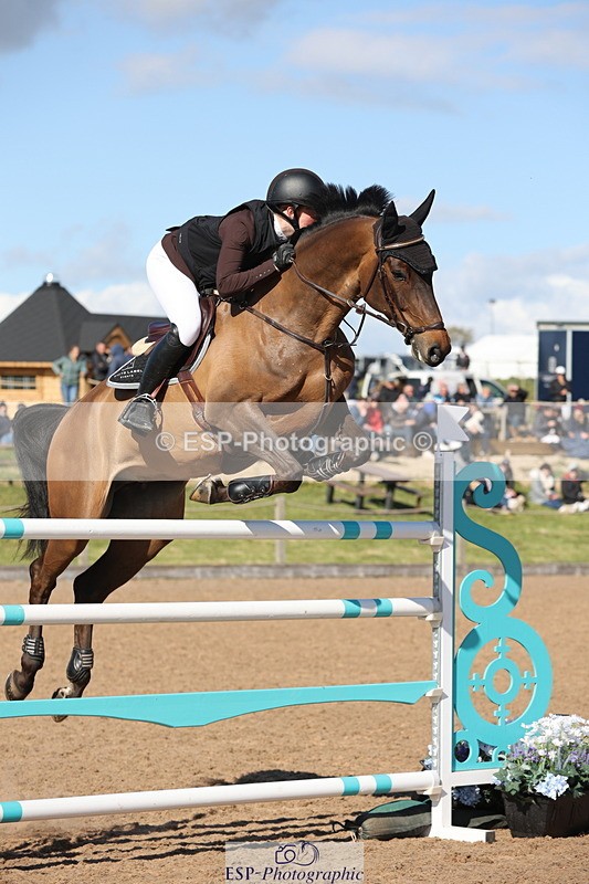 240419A-163643-09459 - Cls 10, 2 Star Big Tour 145cm  15.45 to 16.35 break