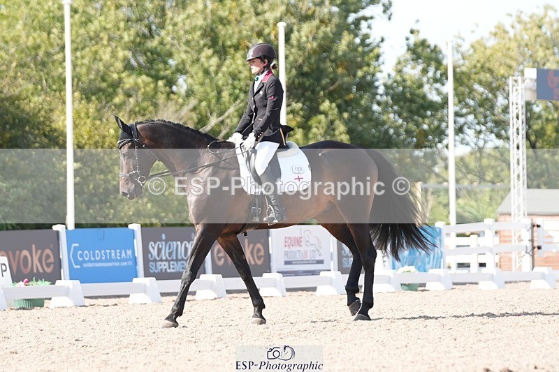 250906-160129-04933 - 100-Adele.RonchettiFamily.Affair