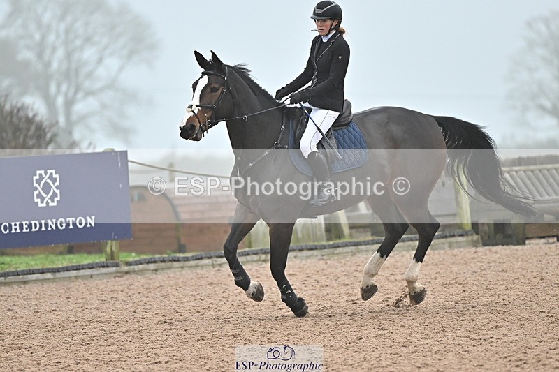 241103A-110137-06846 - SUN Cls 18 British Novice and 90cm Open