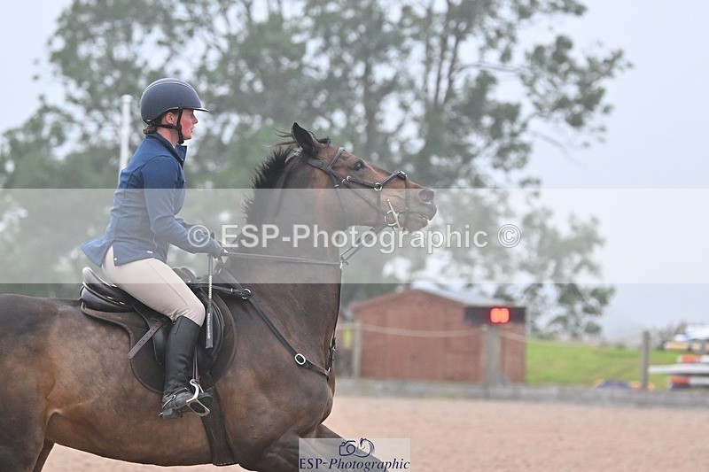 240813-191610-00871 - Classes 7 A&B 90cm