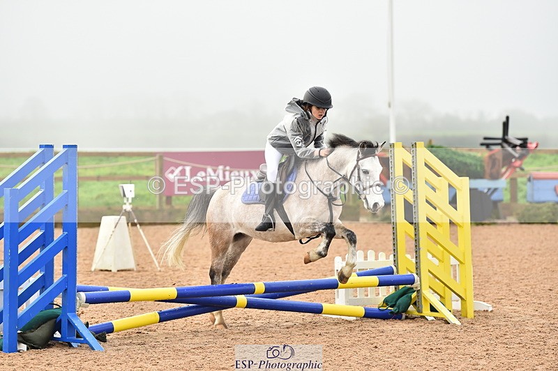 231118A-093742-00876 - Cls 16+17 Club and Schools 60cm