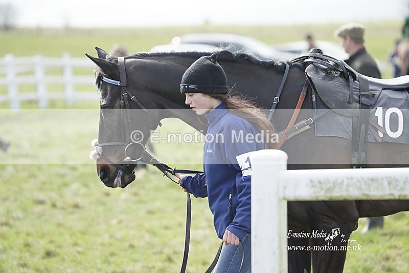 PtP 260323 0858 - New Forest Hounds Point-to-Point Larkhill 26/03/23
