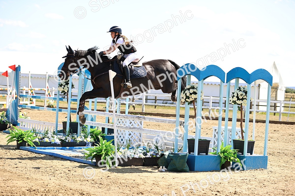 SBM_015217 - Class 16 - Senior foxhunter - 1.20m Open