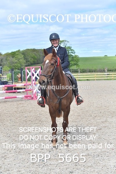 BPP_5665 - CLASS 24 SUN Senior BritiNovice/ 90cm Open