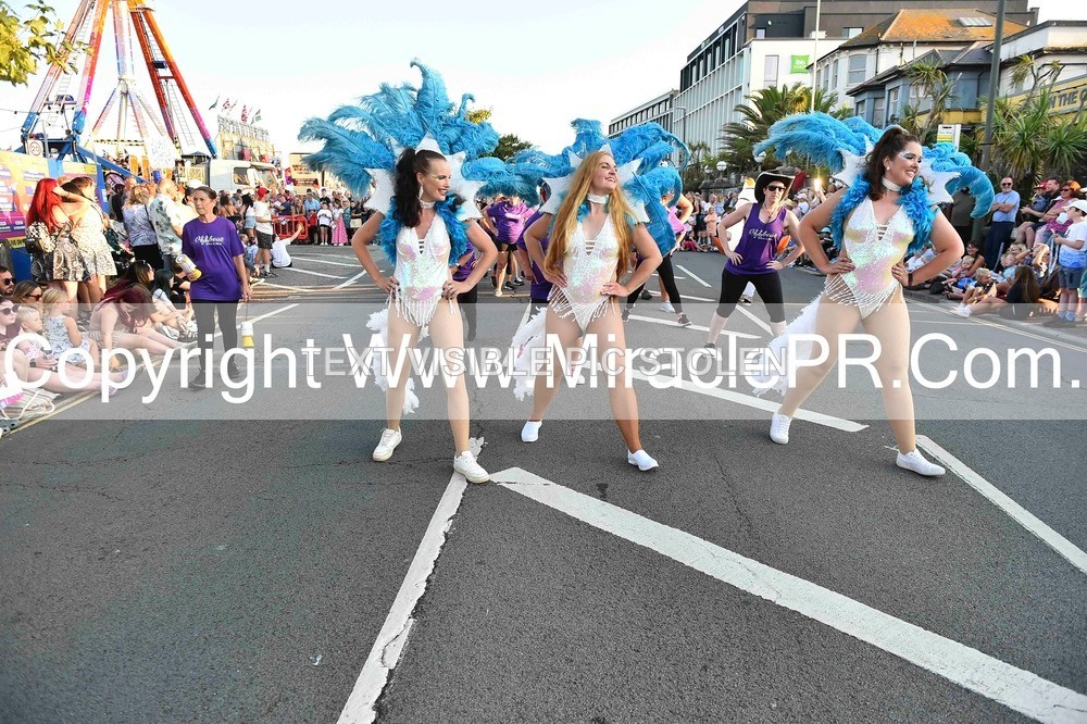 SH4_3724 - Carnival Procession.