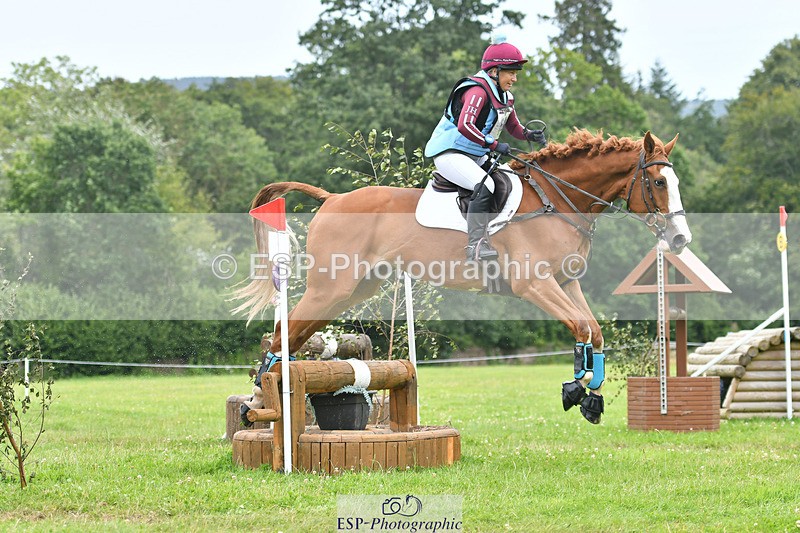 240804-142335-15096 - 562-Jill_Holt-TIGER_ROLL