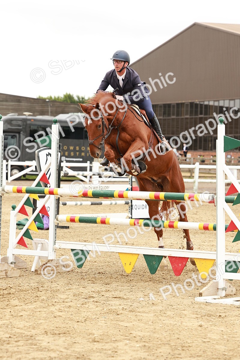 1I0A8075 - Class 5 - Senior Foxhunter 1.20m