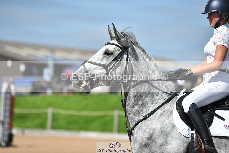 230903A-132739-04790 - Cls 15B U21 Intro 1m