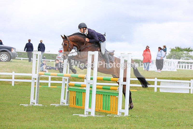 3E7A7005 - Class 11: Senior Newcomers/1.10 open