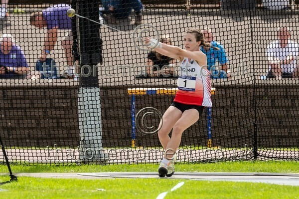 SIAB23-913091 - Field Female Set One