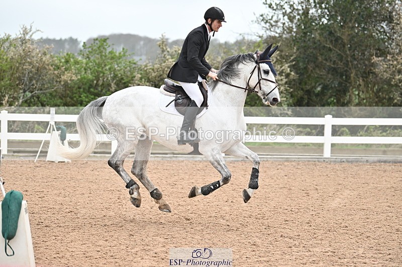 240406A-154304-04207 - Cls 17 National 1.30m Open