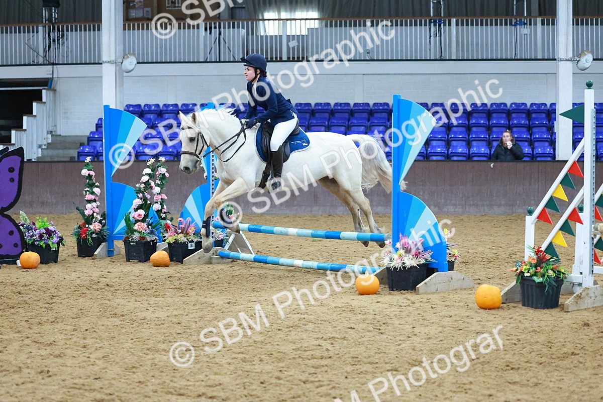 SBM_003683 - Class 4 - Pairs