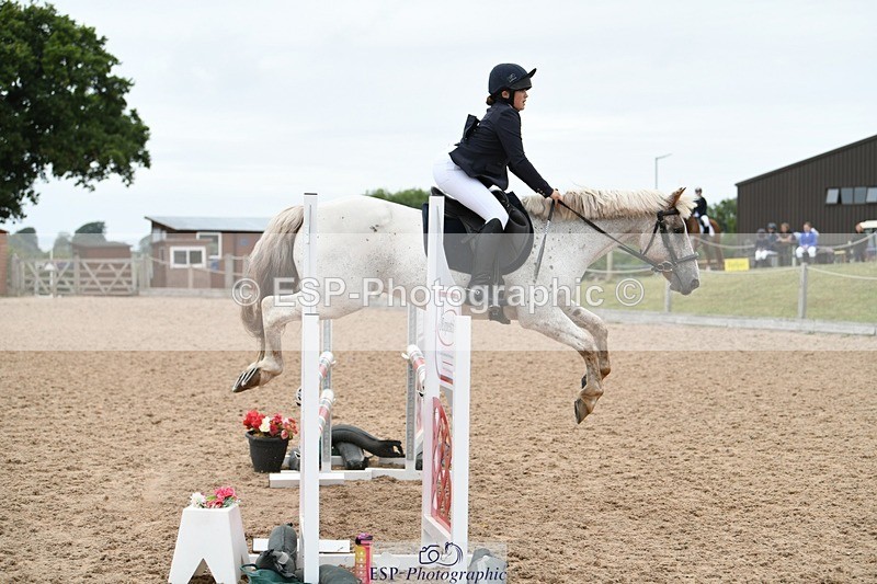 250807-105932-00382 - 90cm Round 1