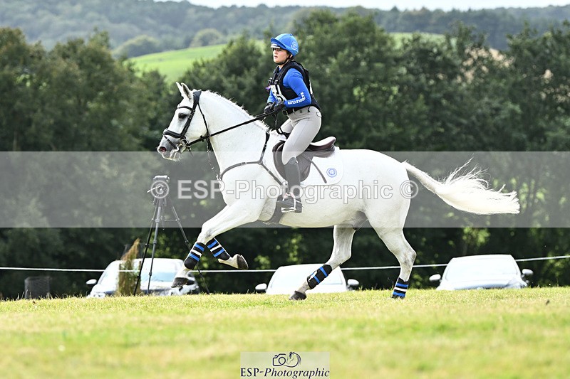 240825X-141629-34953 - 80cm XC 14.30 to 15.30