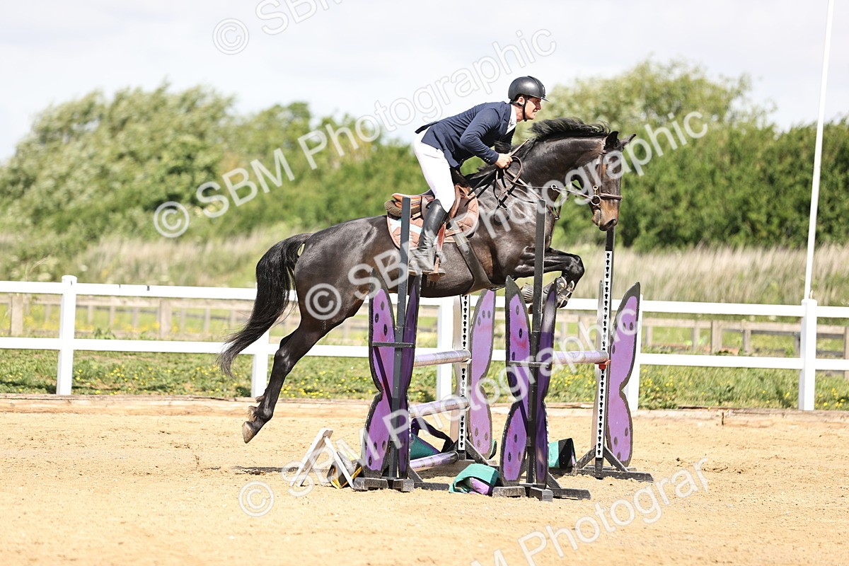 SBM_002123 - Class 9 - Senior British Novice - 90cm