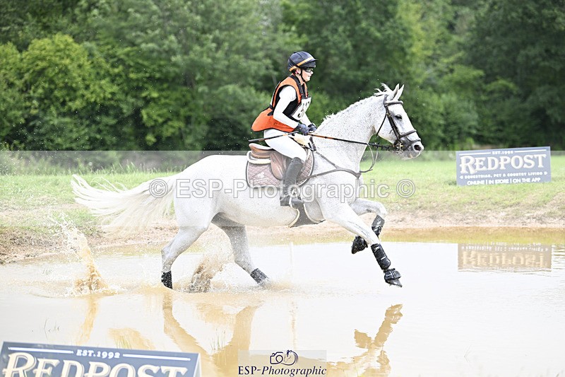 240804-134938-15300 - 520-Honor_Redhouse-GAGA_LADY