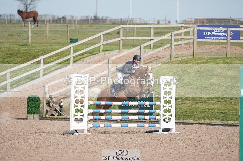 250308-130008-02091 - Cls 10 Pony Foxhunter and 1.10m