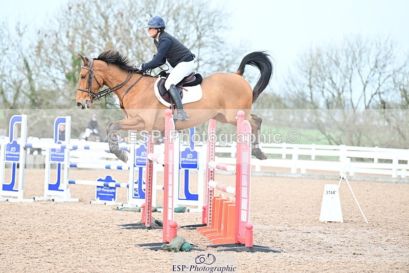 231208A-132539-00894 - Cls 6 Foxhunter & 1.20m Open