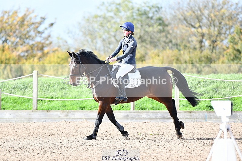 241026A-115903-01096 - SAT Cls 26+27 Club and Schools 90cm