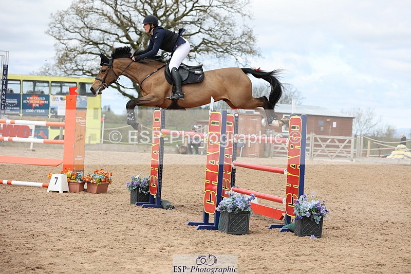 240419A-124910-07459 - Cls 6, 2 Star Medium Tour 1.35m