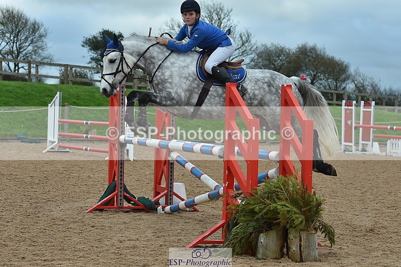 231119A-134802-06057 - Sun Cls 26 Springboard 128cm & 138cm