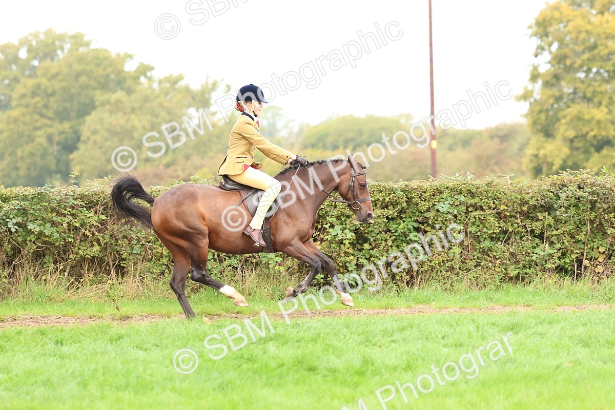 SBM_56718 - S40 - Starters Ridden Showing