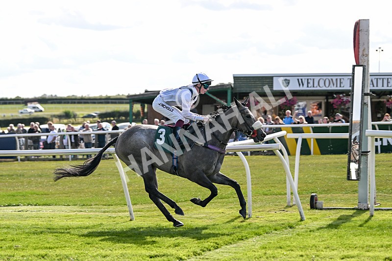 090925-Race 3-Maasai Mata-8667 - Race 3