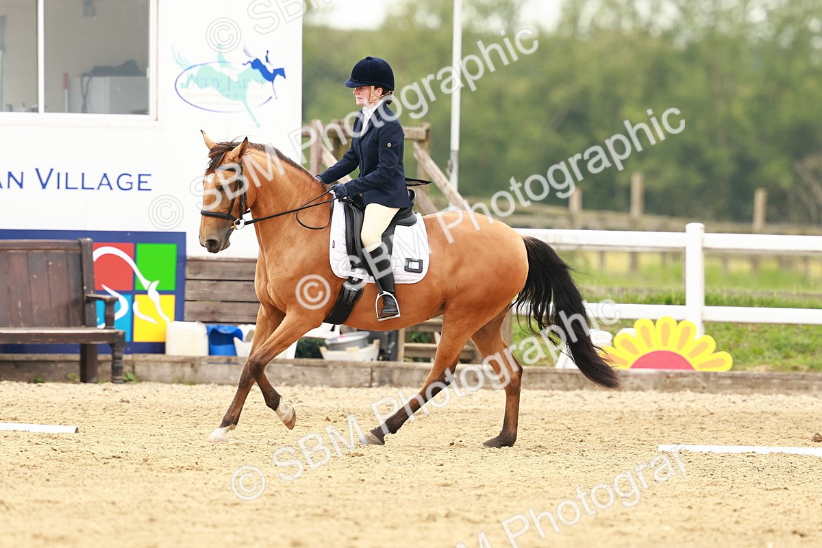 SBM_001039 - Class 6 - Novice 4