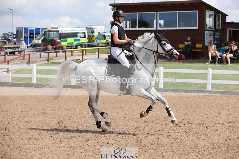 240718A-131404-05481 - Cls 9, 1 Star Bronze Tour 1.10m