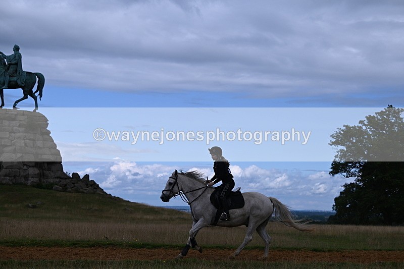 DSC_8655 - Time at Statue 13:52 to 14:33